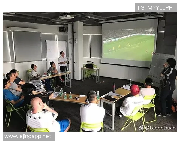 运动数据科学足球训练提升比赛经验的有效方法与策略探讨